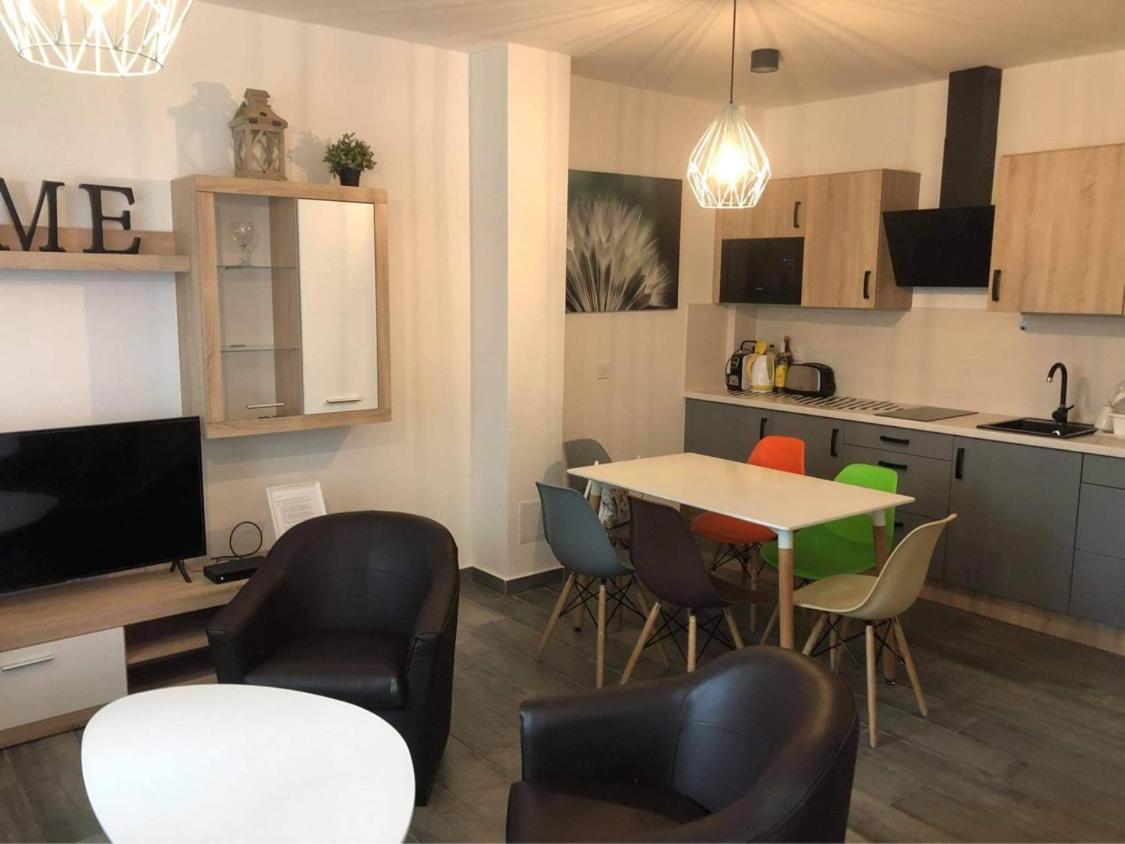 Lido Nappali + 3 Halo Apartman バラトンレッレ エクステリア 写真
