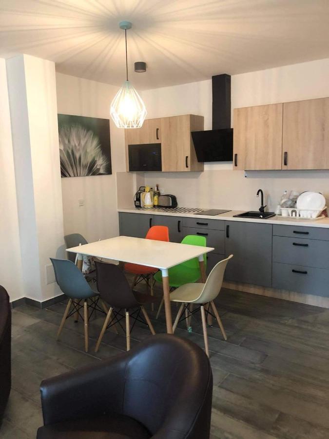 Lido Nappali + 3 Halo Apartman バラトンレッレ エクステリア 写真